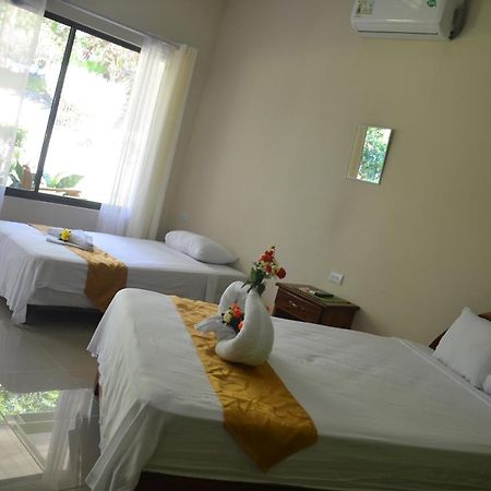 Manuel Antonio Hostel Resort Εξωτερικό φωτογραφία