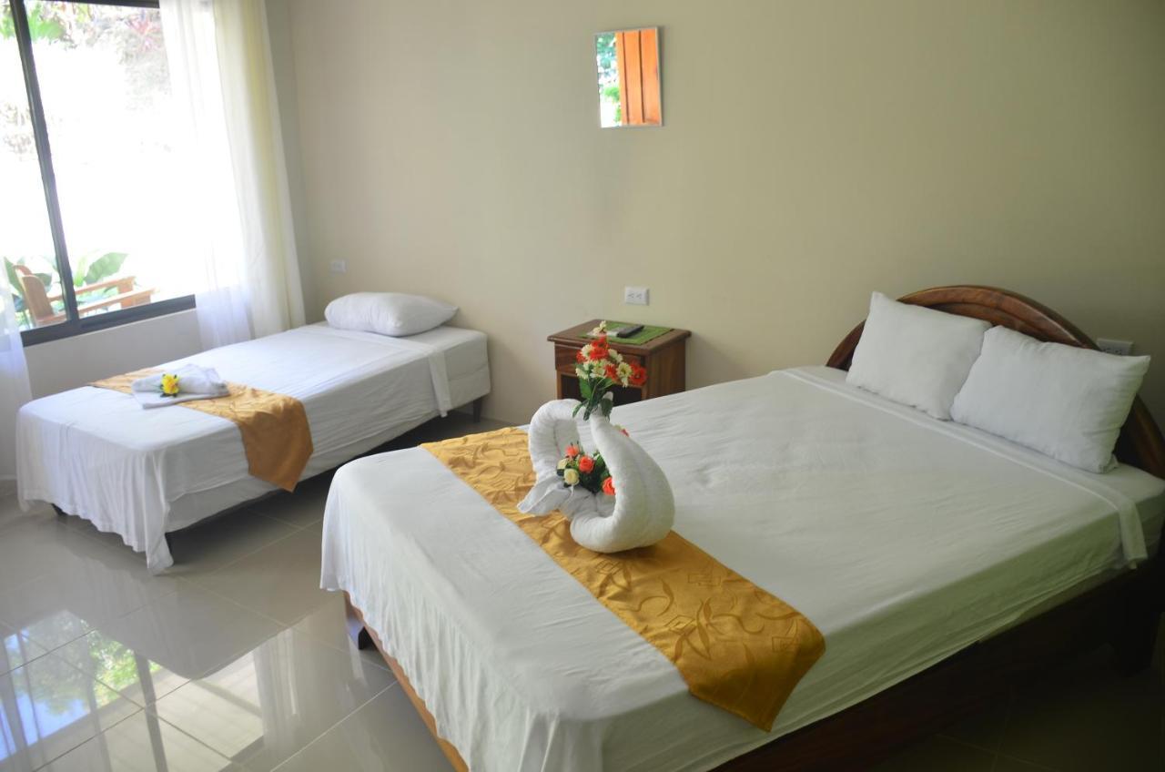 Manuel Antonio Hostel Resort Εξωτερικό φωτογραφία